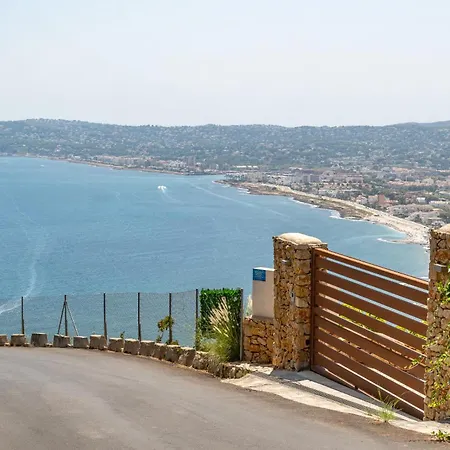 Villa Martina *